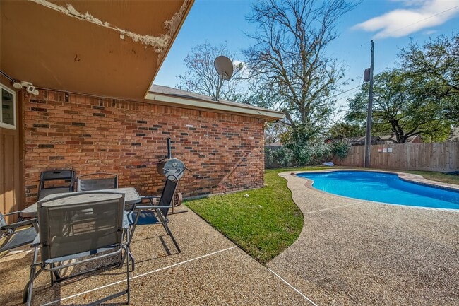 Building Photo - 8307 Carvel Ln