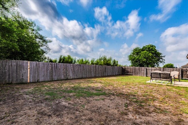 Building Photo - 268 Forest Moon Ln