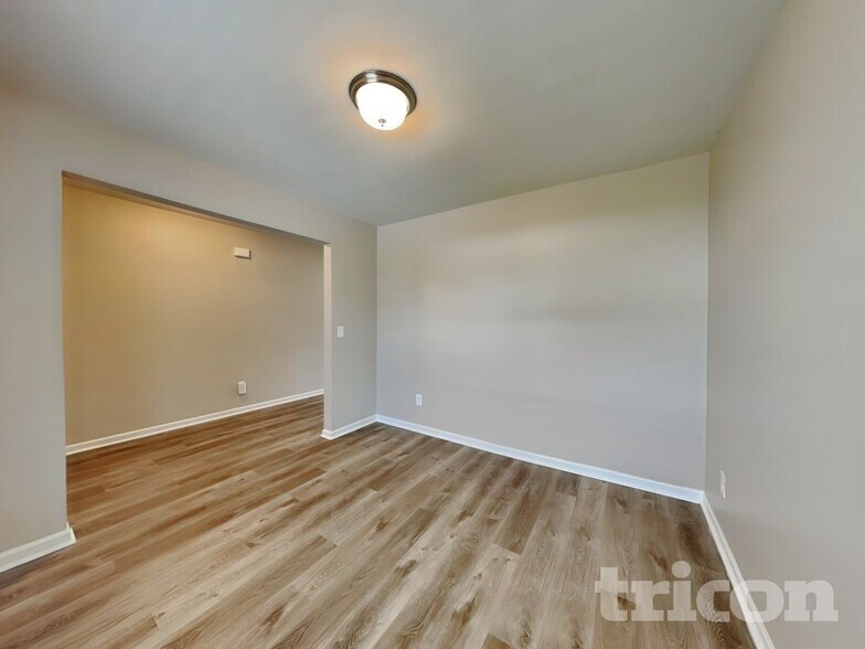 Building Photo - 108 Glacier Pt