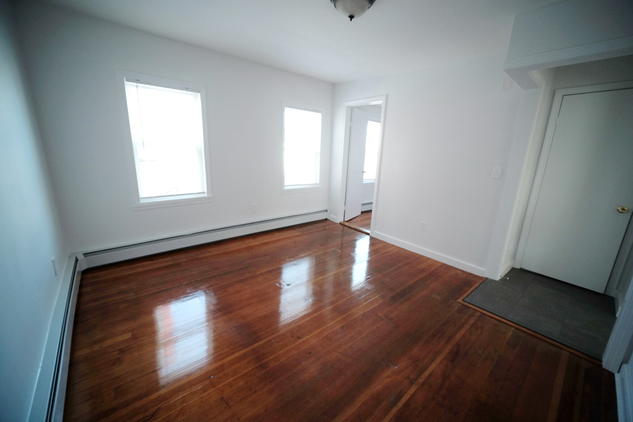 Building Photo - 22 8th St