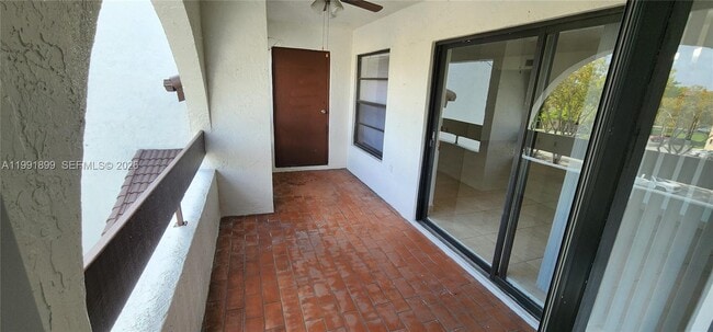 Building Photo - 9135 SW 125th Ave