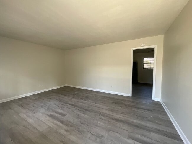 Building Photo - 5314 Morganton Rd