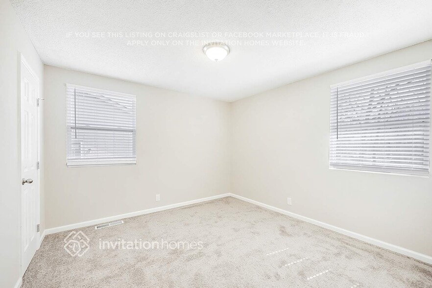 Building Photo - 4936 Shihmen Dr