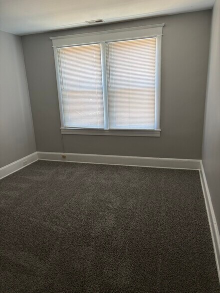 First bedroom - 636 Plymouth Rd
