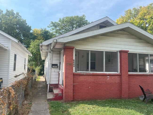 Primary Photo - 1449 W 34th St