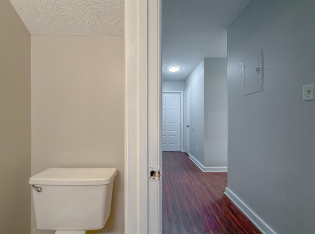 Building Photo - 3294 Nekoma Ln