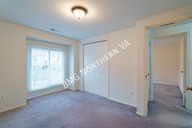 Building Photo - 12536 Flatwood Cir