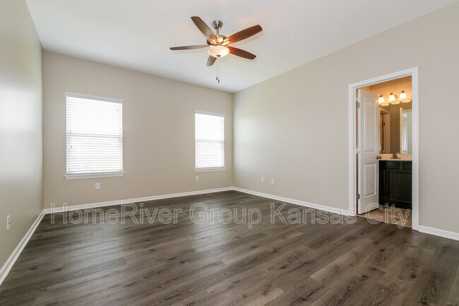 Building Photo - 26125 W 141st Terrace