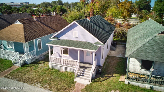 Building Photo - 1918 Redell St