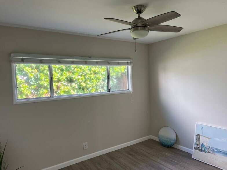 Building Photo - 15430 Freeman Ave