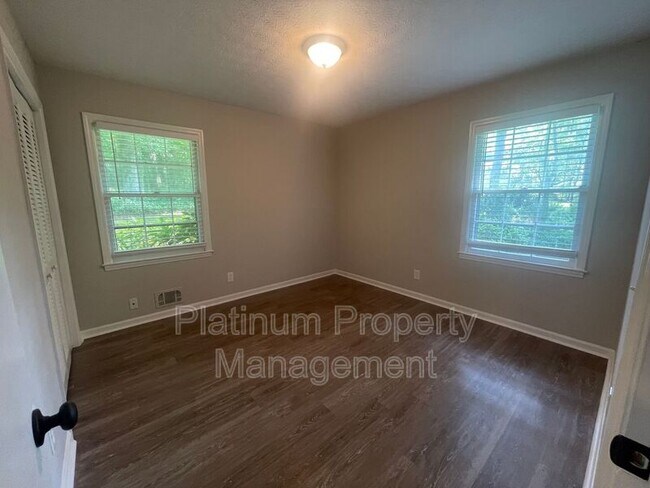 Building Photo - 224 Cold Creek Dr