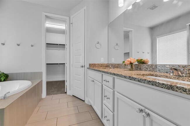 Building Photo - 126 Capriccio Ln