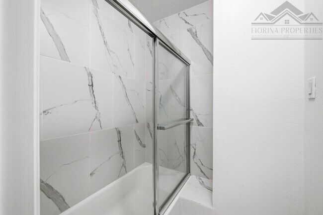 Building Photo - 1468 Acequia Borrada