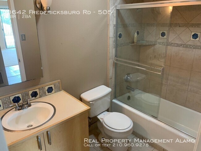 Building Photo - 8642 Fredericksburg Rd