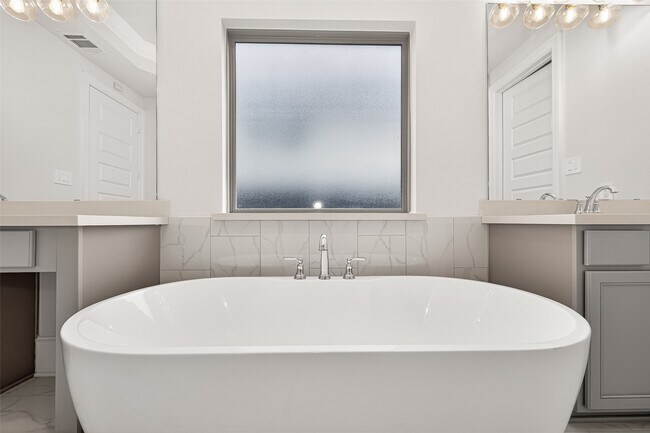 Building Photo - 118 Dorado Sky Ct