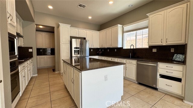 Building Photo - 37361 Paintbrush Dr