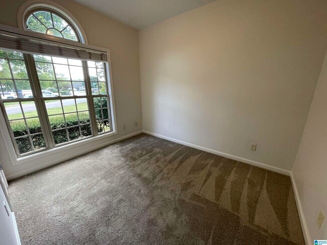Building Photo - 112 Vann Cir