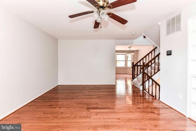 Building Photo - 261 Gundry Dr