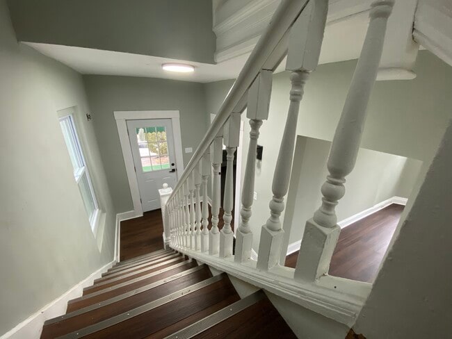 Building Photo - 3344 Spokane Ave