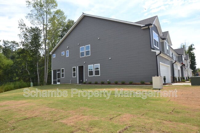 Building Photo - 1226 Bessie Ct