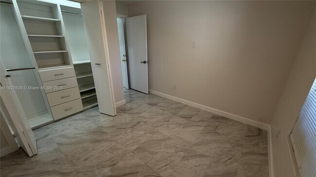 Building Photo - 7804 SW 129th Ct