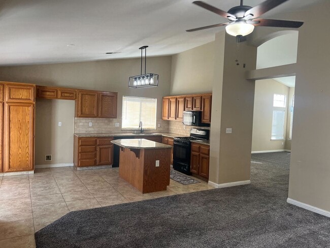 Building Photo - 4326 Stride Way