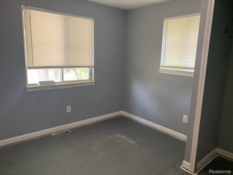 Building Photo - 1410 Airway Dr