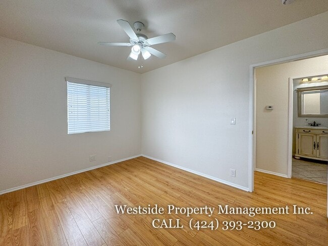 Building Photo - 4459 W 136th St