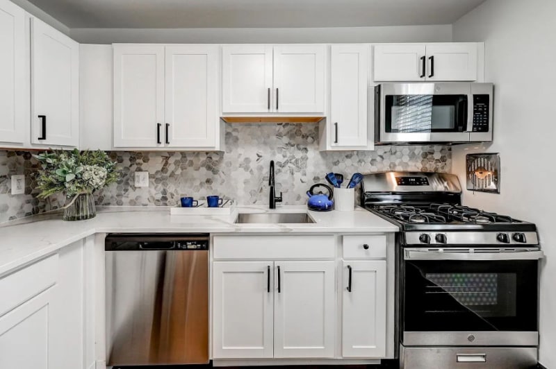 Building Photo - 4000 Linkwood Rd