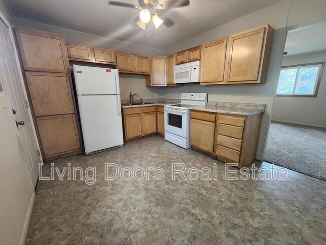 Building Photo - 1311 N 56th St