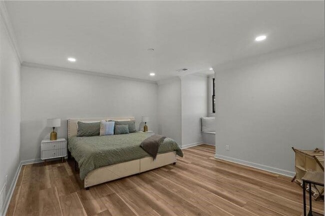 Building Photo - 5425 Hoylake Ct