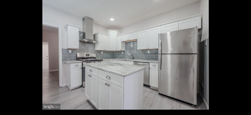 Building Photo - 1844 S 16th St