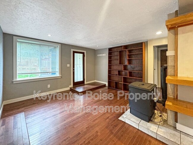 Building Photo - 1904 N 26th St