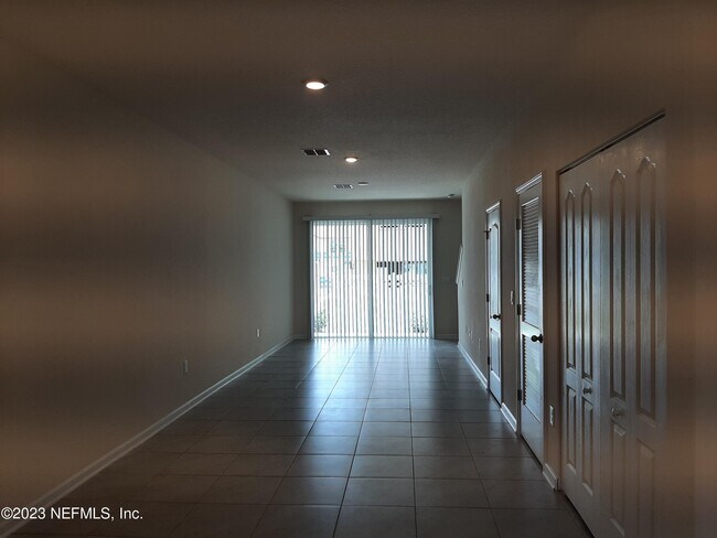 Building Photo - 4038 Oak Mill Rd