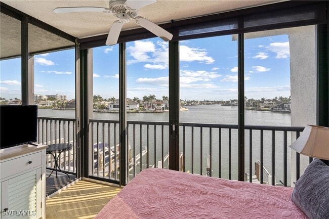 Building Photo - 10420 Gulf Shore Dr