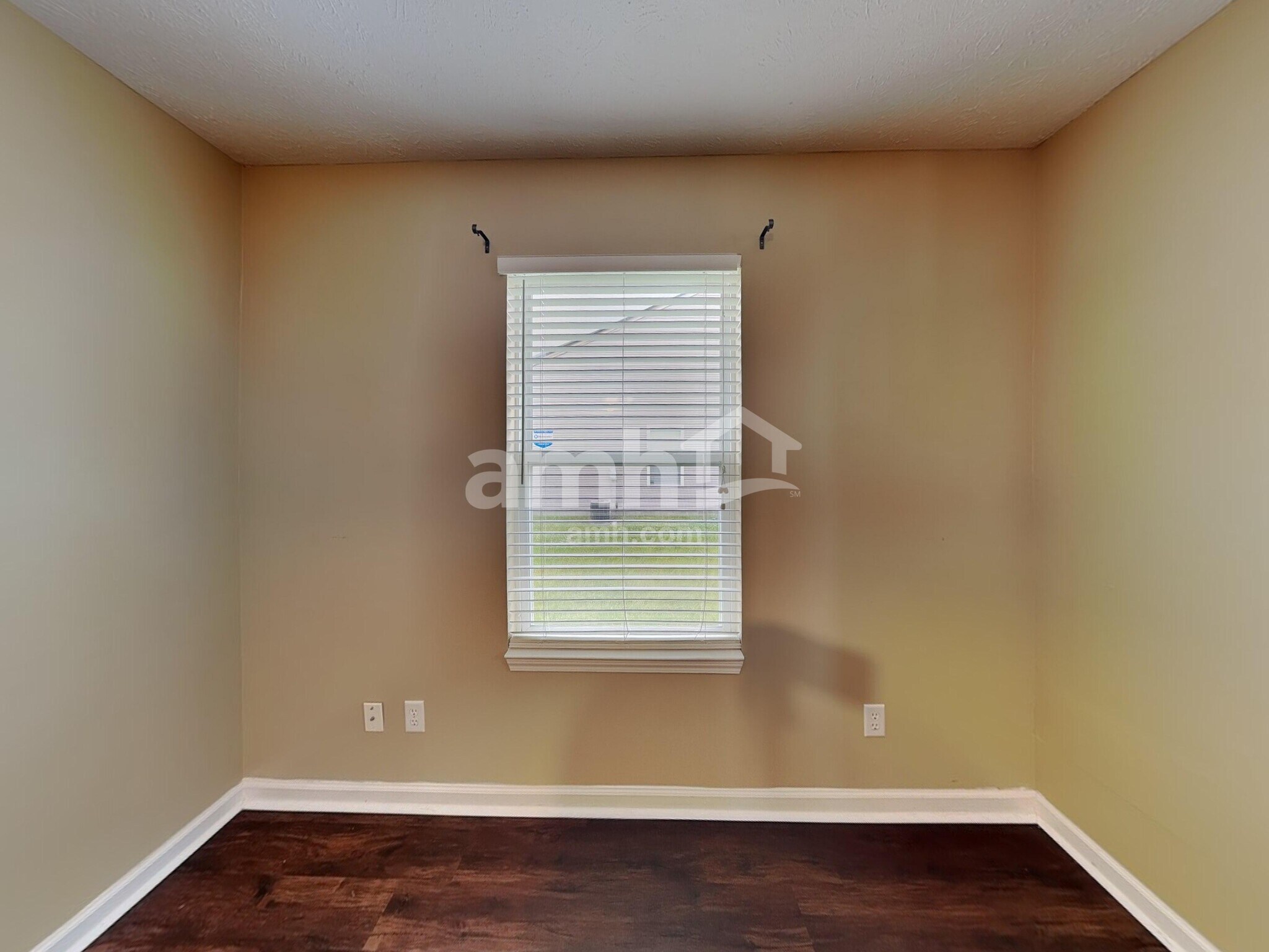 Building Photo - 2493 Monarchy Ln