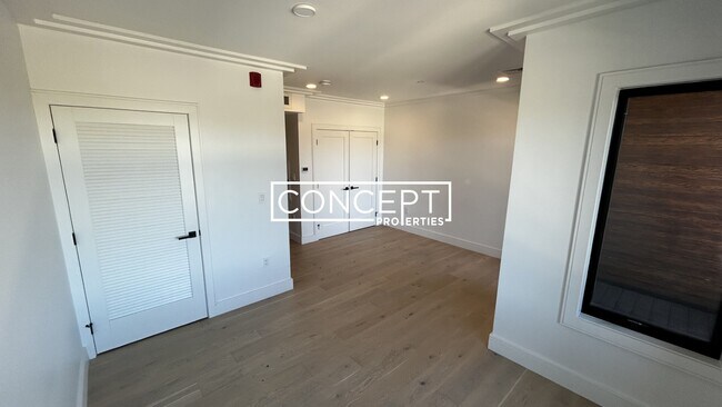 Building Photo - 50A Leo M Birmingham Pkwy. Unit 405C