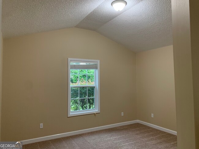 Building Photo - 207 Ridgemont Ct