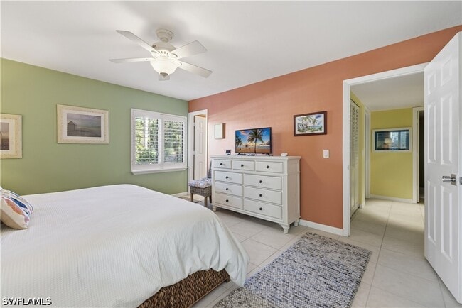 Building Photo - 341 3rd Ave S