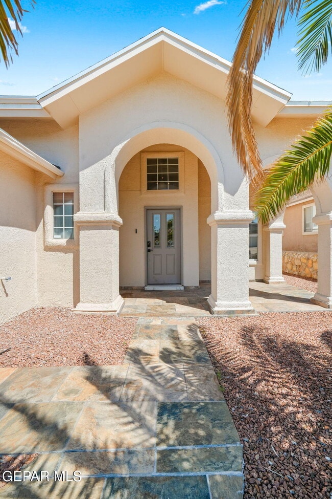 Building Photo - 7089 Tierra Roja St