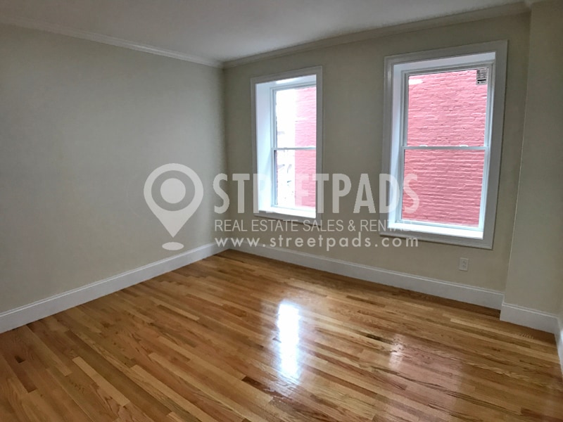 Building Photo - 201 Harvard Ave