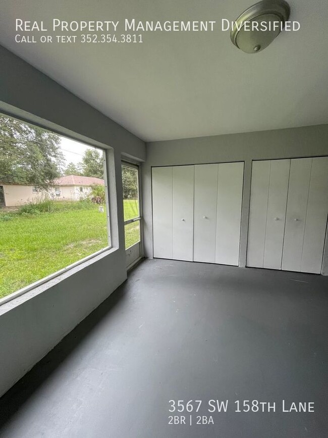 Building Photo - 2 bedroom 2 bath Duplex with a 1 Car Garag...