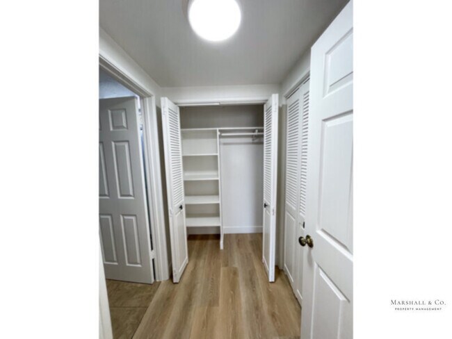 Building Photo - GOOD SIZED STUDIO - NEW LAMINATE HARDWOOD FLRS, NEW KITCHEN + BATH FEATURES!