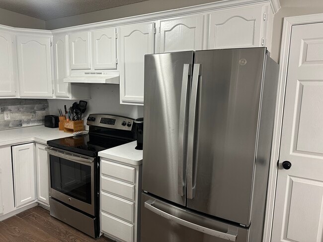 Building Photo - 2407 Broken Hill Dr