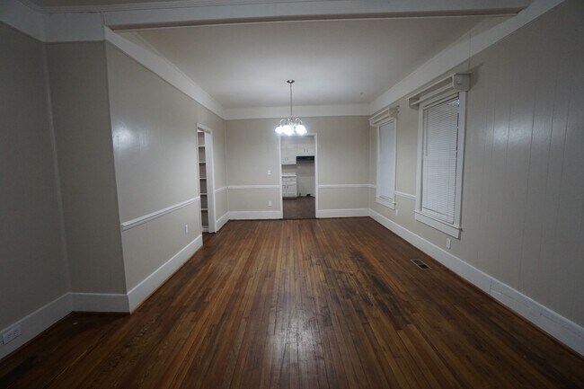 Building Photo - 1194 Birmingham St