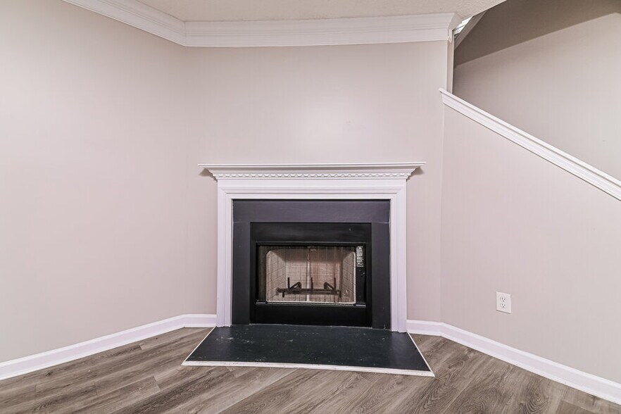Building Photo - 5816 Carretta Ct