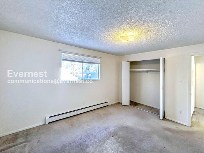 Building Photo - 2502 King St