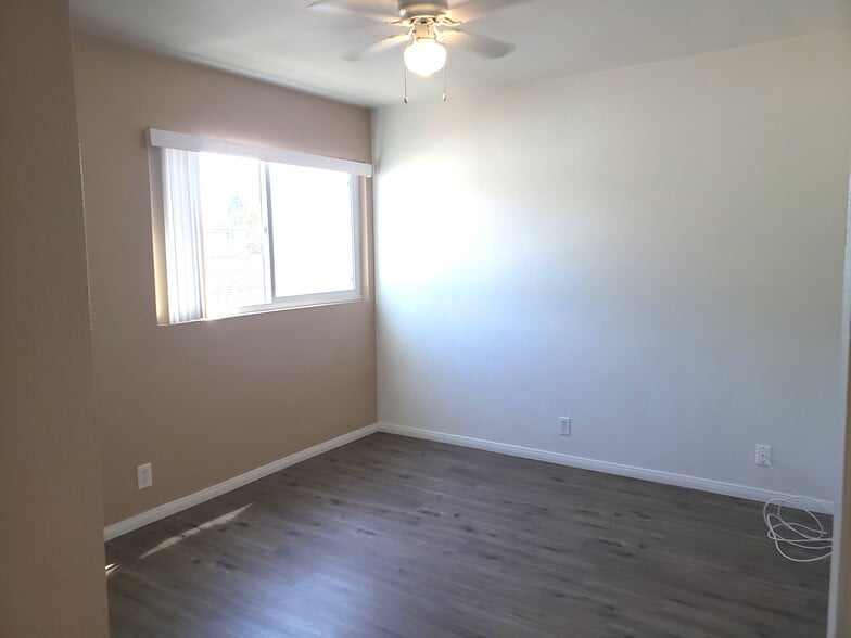 Building Photo - 1261 Victor St