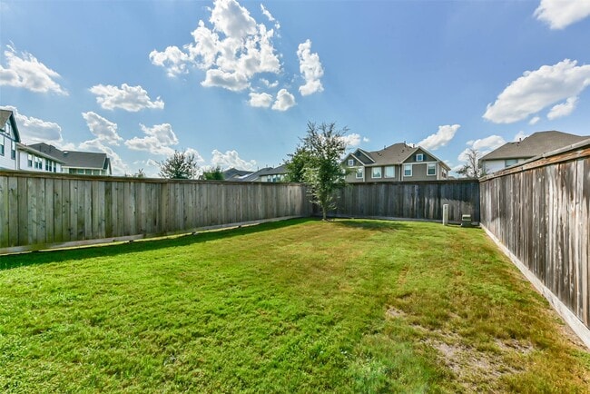 Building Photo - 16207 Rattlesnake Run Trail