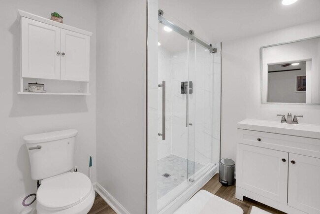 Building Photo - 115 Hale Loop